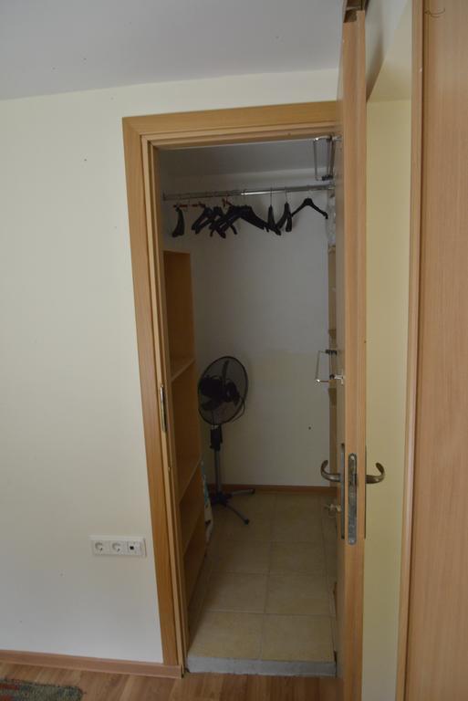 Apartment Rent ニダ エクステリア 写真